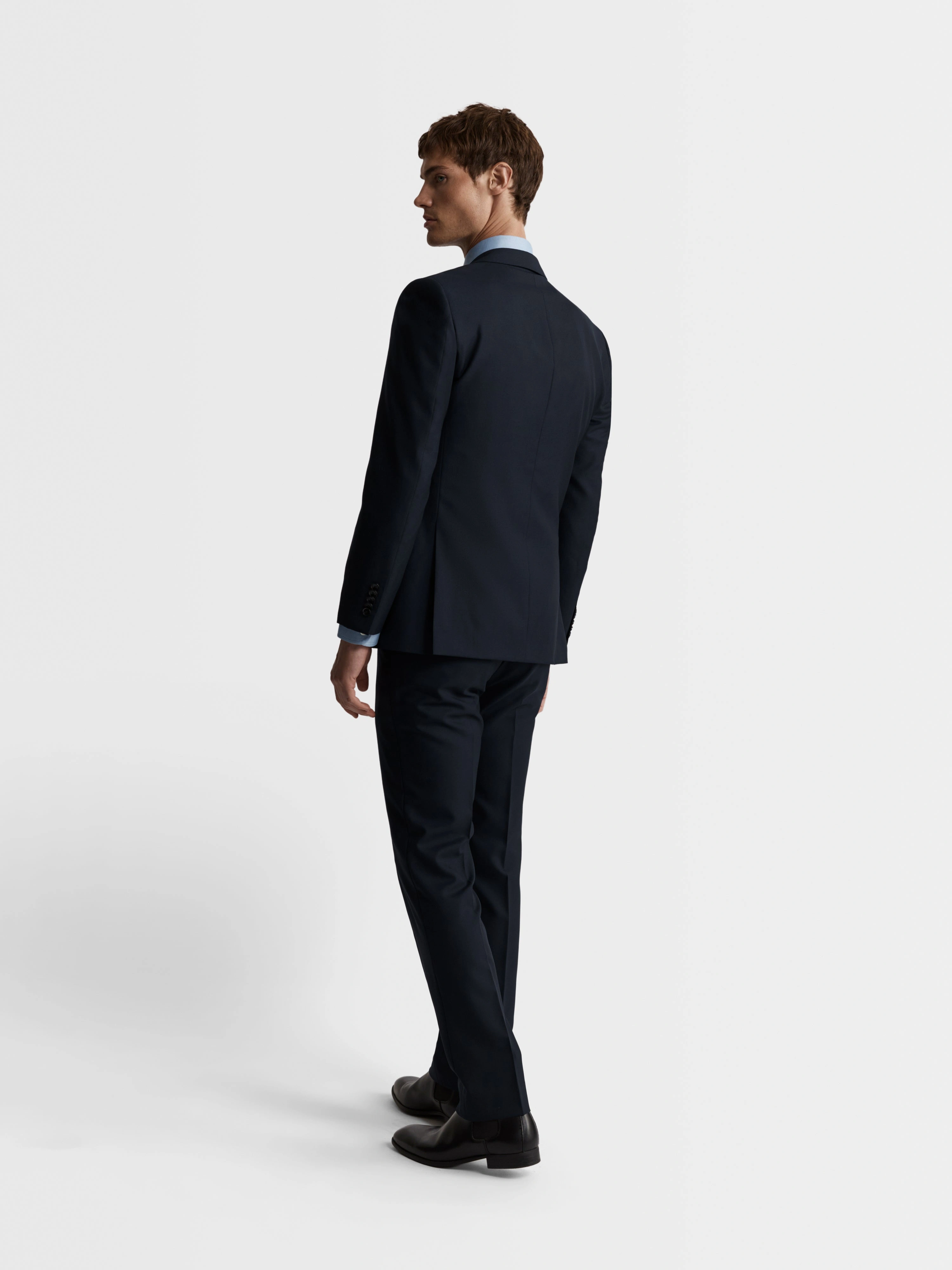 Elegante Pantalone Slim in Lana Italiana di Lusso: Stile Perfetto!
